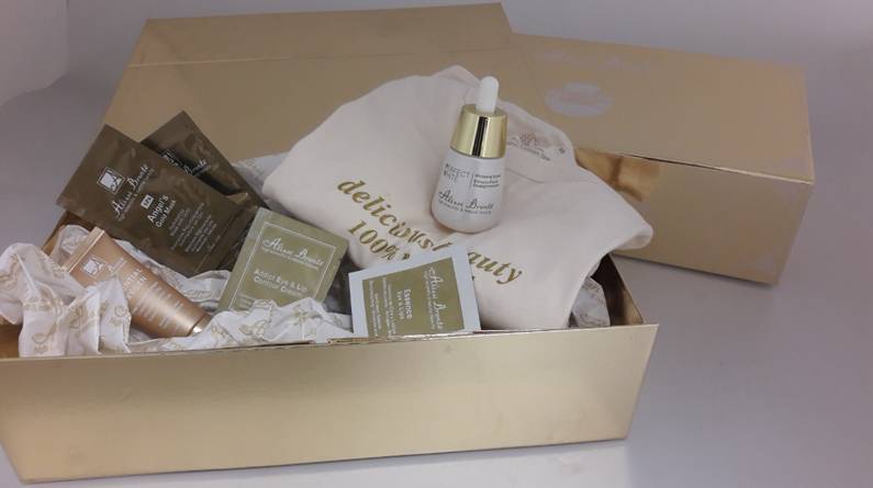 ¡Nos adelantamos a la Navidad con estas promociónes de  Beauty Box !!!